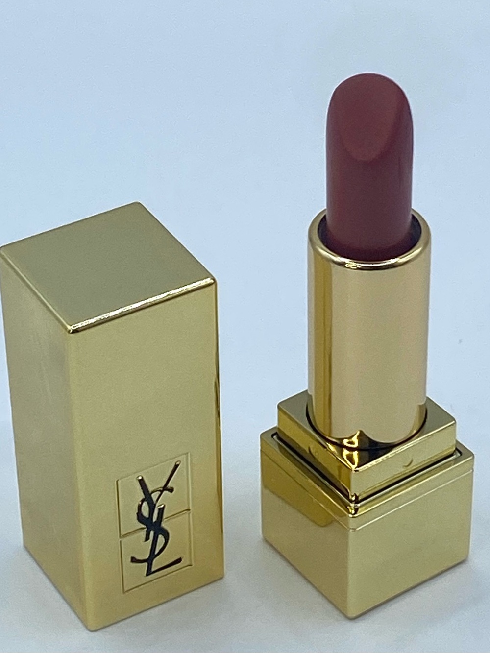 YSL Yves Saint Laurent Rouge Pur Couture Lipstick 70 New Travel Size Mini